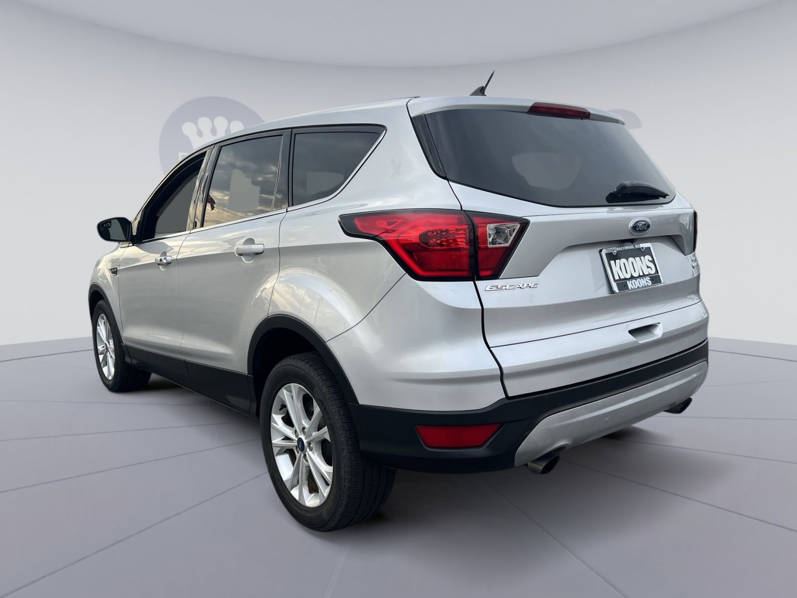 Used 2019 Ford Escape SE image 4