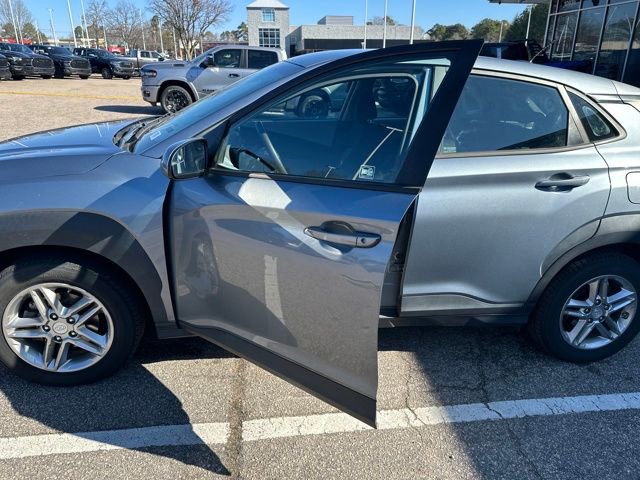 Used 2019 Hyundai Kona SE image 19