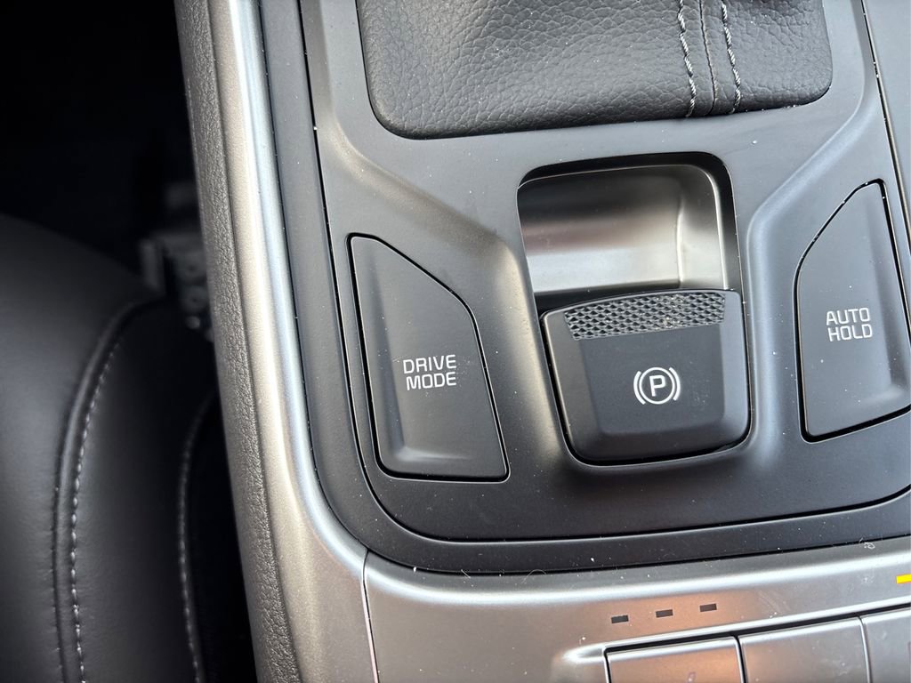 New 2026 Kia Carnival FWD image 34