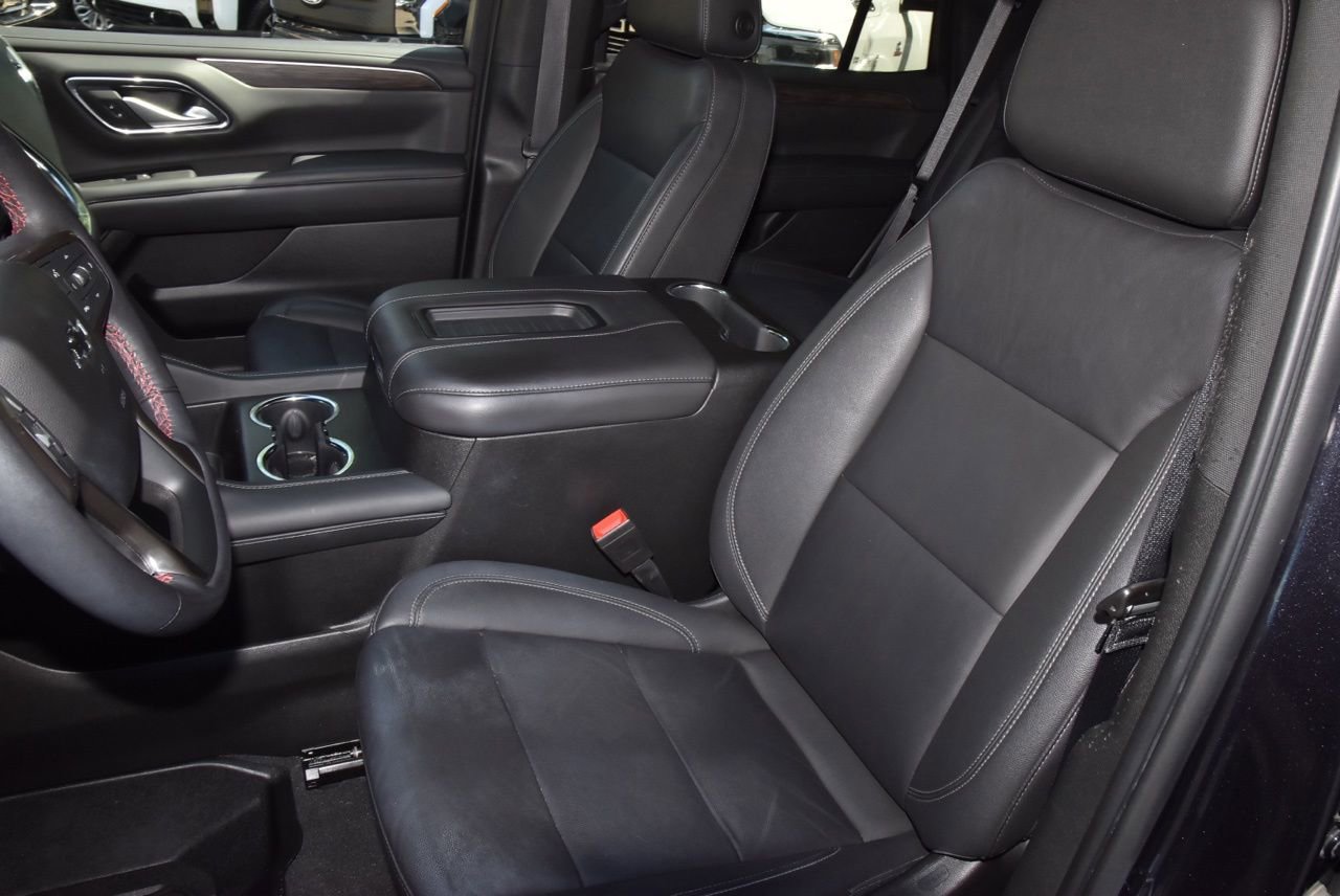 Used 2022 Chevrolet Tahoe Z71 w/ Luxury Package AWD/4WD image 34