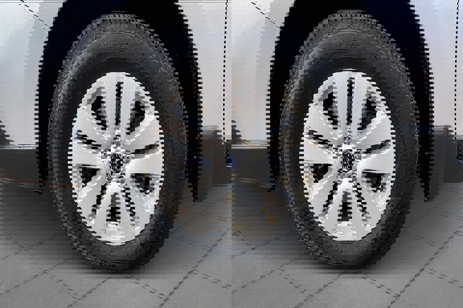 Used 2018 Subaru Outback 2.5i Premium image 10