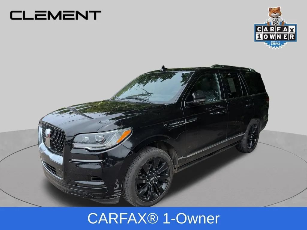 Used 2023 Lincoln Navigator Reserve AWD/4WD image 3
