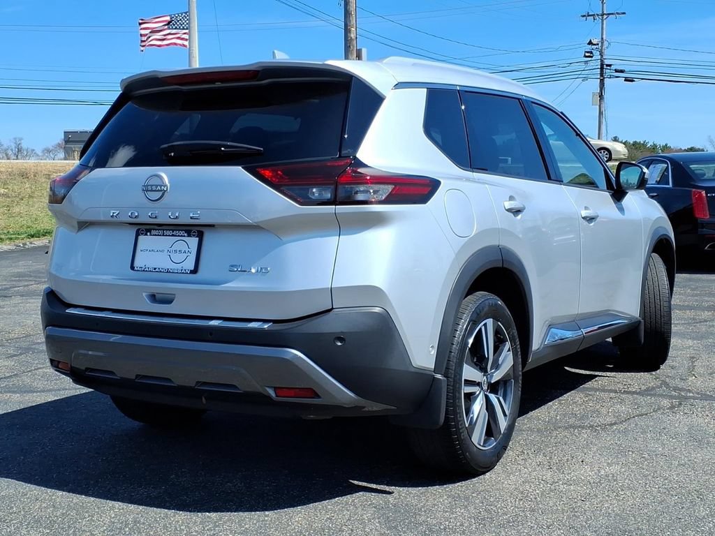 Certified 2023 Nissan Rogue SL w/ SL Premium Package AWD/4WD image 3