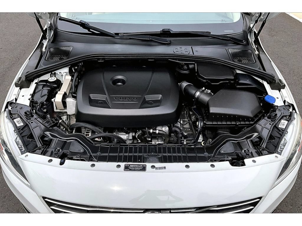 Used 2015 Volvo V60 T5 Premier FWD image 10