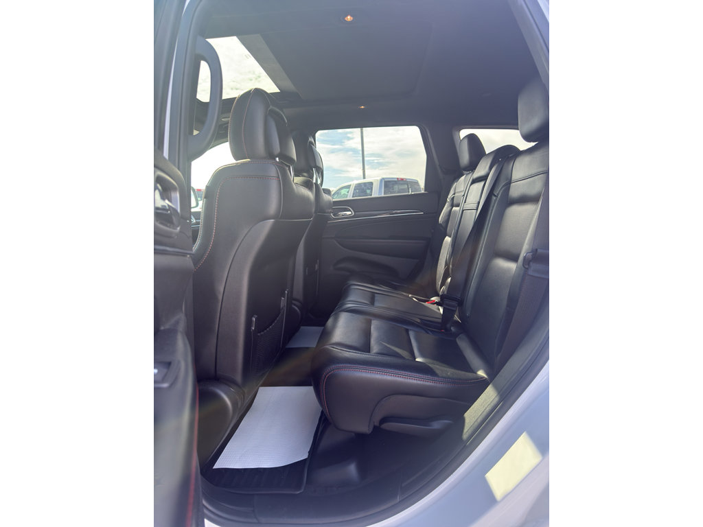Used 2018 Jeep Grand Cherokee Trailhawk w/ Trailhawk Luxury Group image 12