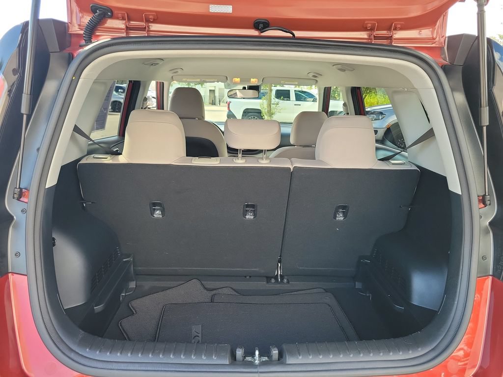 Used 2025 Kia Soul LX FWD image 29