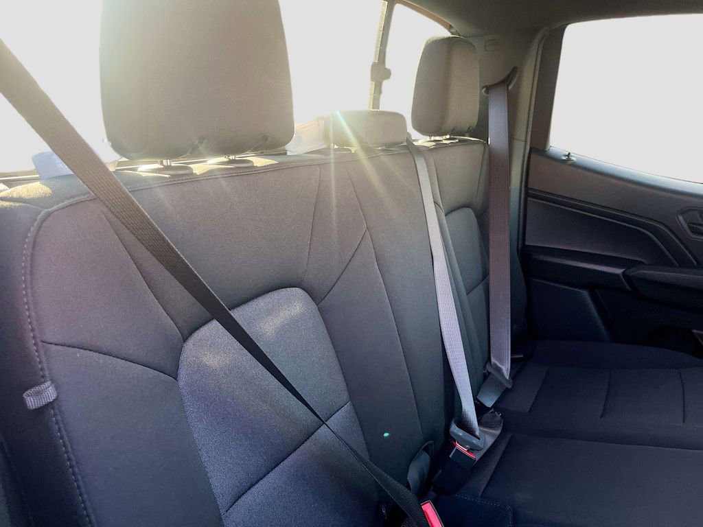 Used 2025 Chevrolet Colorado W/T image 25