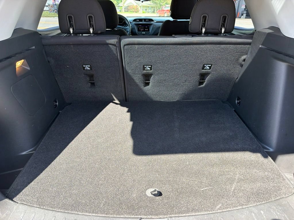 Used 2022 Chevrolet TrailBlazer LS FWD image 16