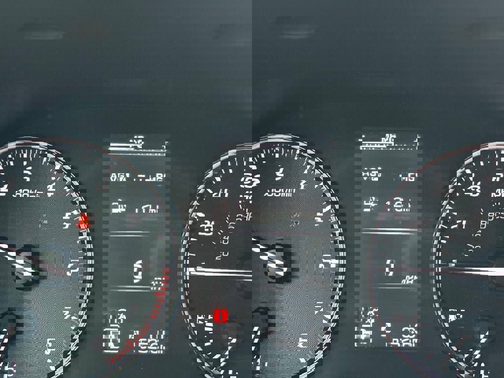 Used 2024 Subaru Outback Premium image 14