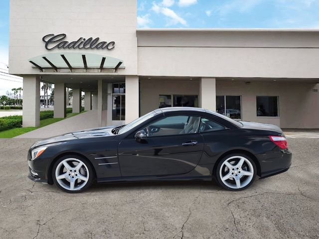 Used 2014 Mercedes-Benz SL 550 SL 550 2D Convertible image 2