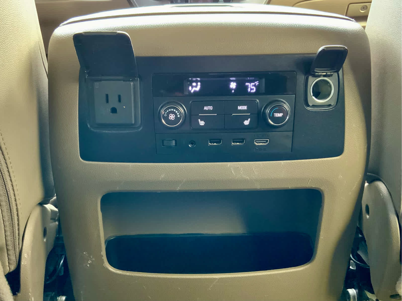 Used 2020 Chevrolet Tahoe Premier AWD/4WD image 49