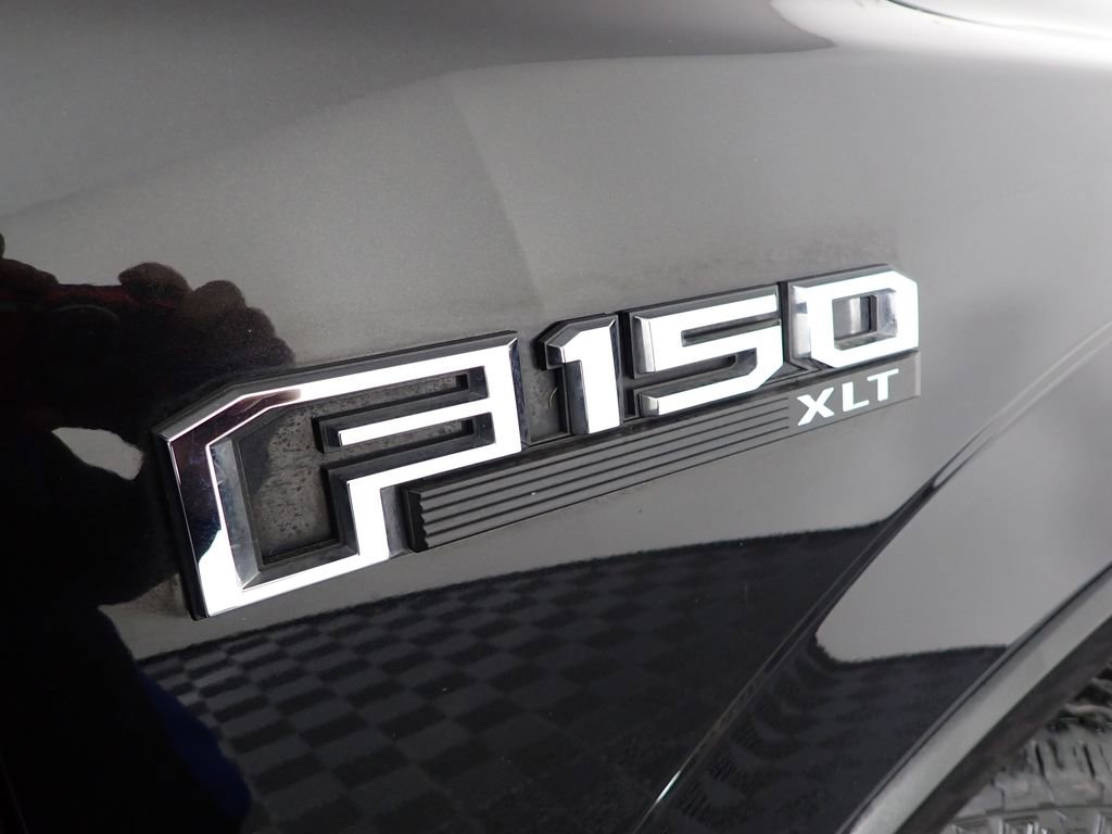 Used 2015 Ford F150 XLT w/ Equipment Group 302A Luxury image 16