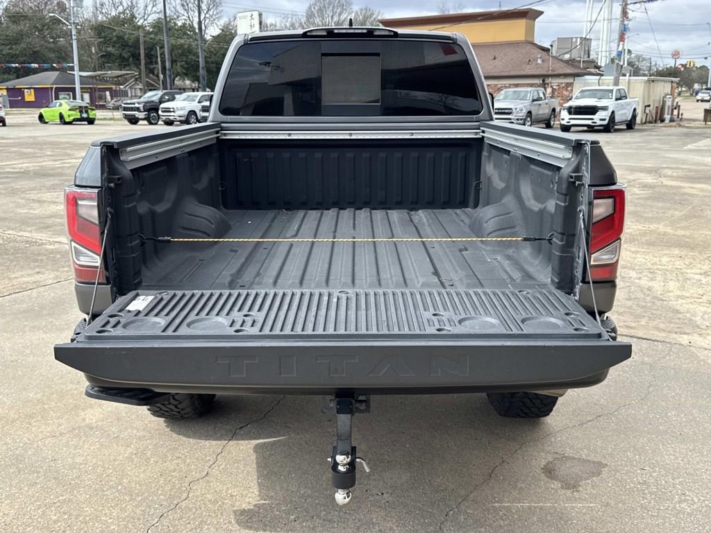 Used 2023 Nissan Titan PRO-4X image 12