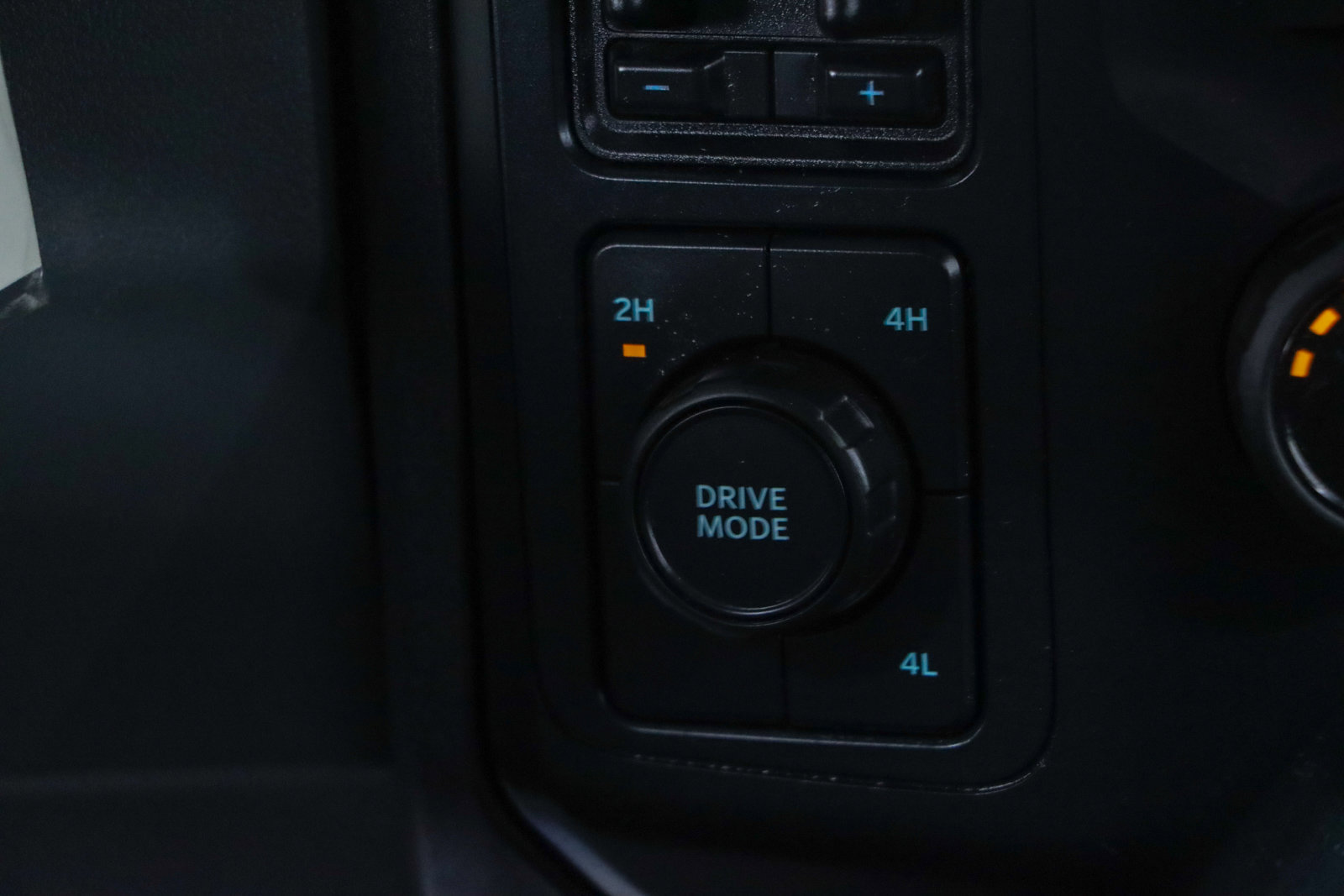Used 2023 Ford F350 XLT AWD/4WD image 22