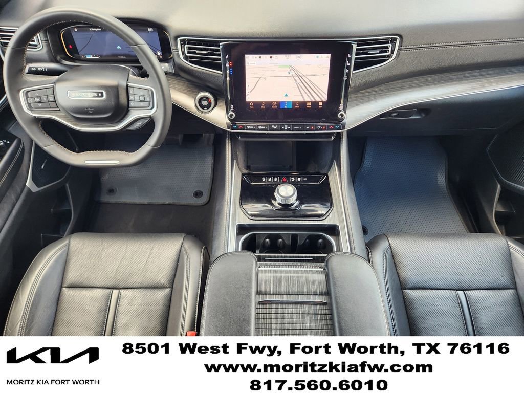 Used 2024 Jeep Wagoneer L Series II w/ Flexible Seating Group RWD image 24