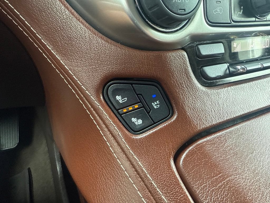 Used 2016 Chevrolet Tahoe LTZ AWD/4WD image 33