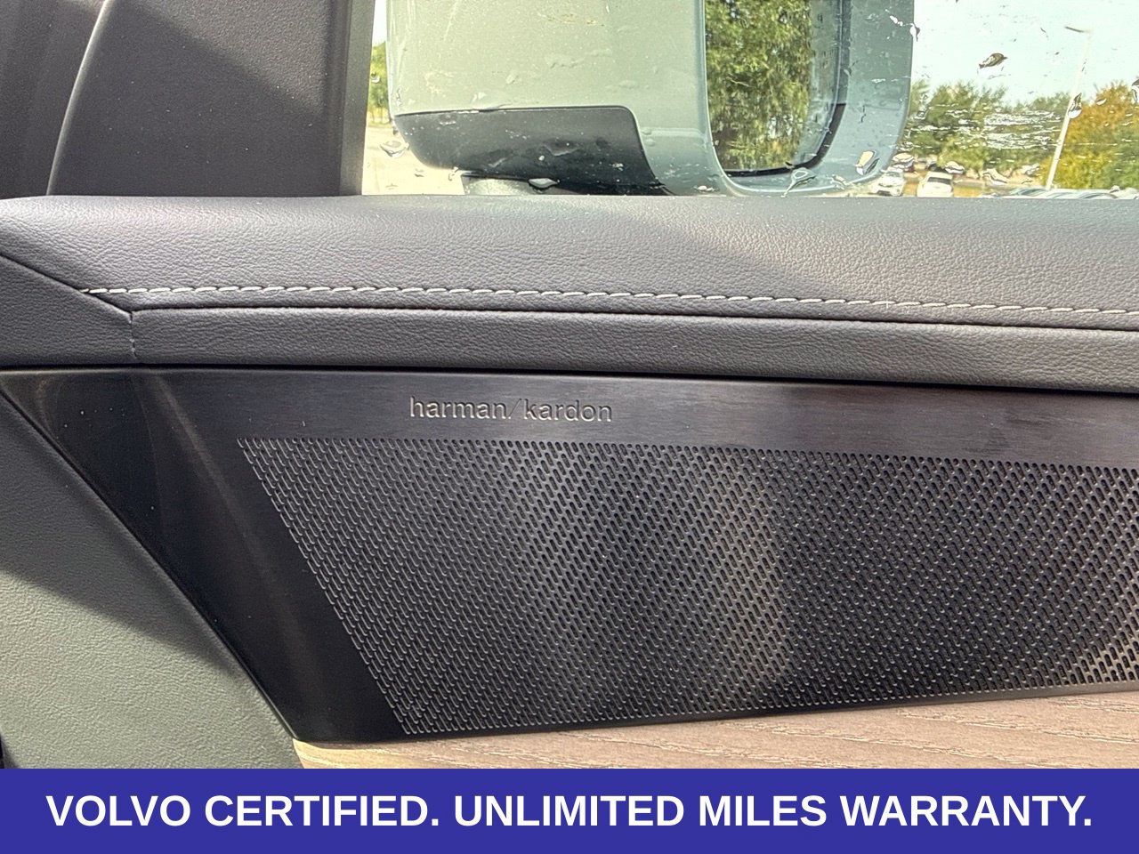 Certified 2026 Volvo XC90 B6 Plus AWD/4WD image 16