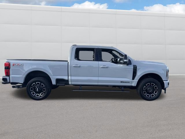 Certified 2025 Ford F250 Platinum w/ FX4 Off-Road Package image 7