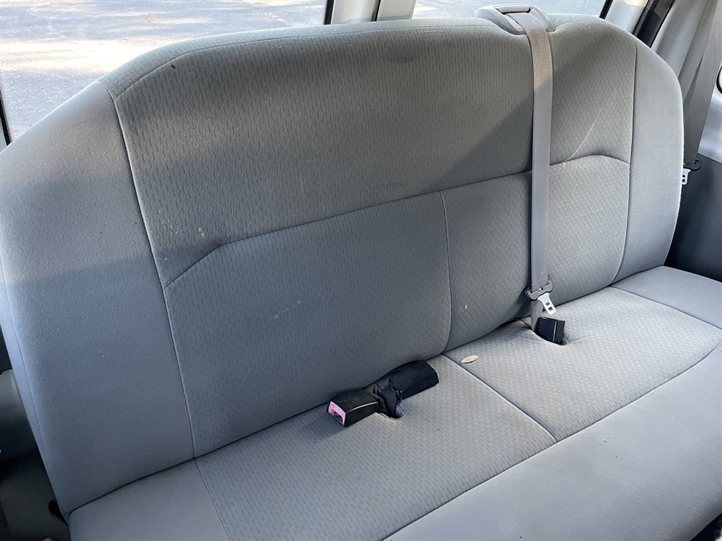 Used 2012 Ford E-350 and Econoline 350 XL w/ PWR Windows & Locks Group image 26