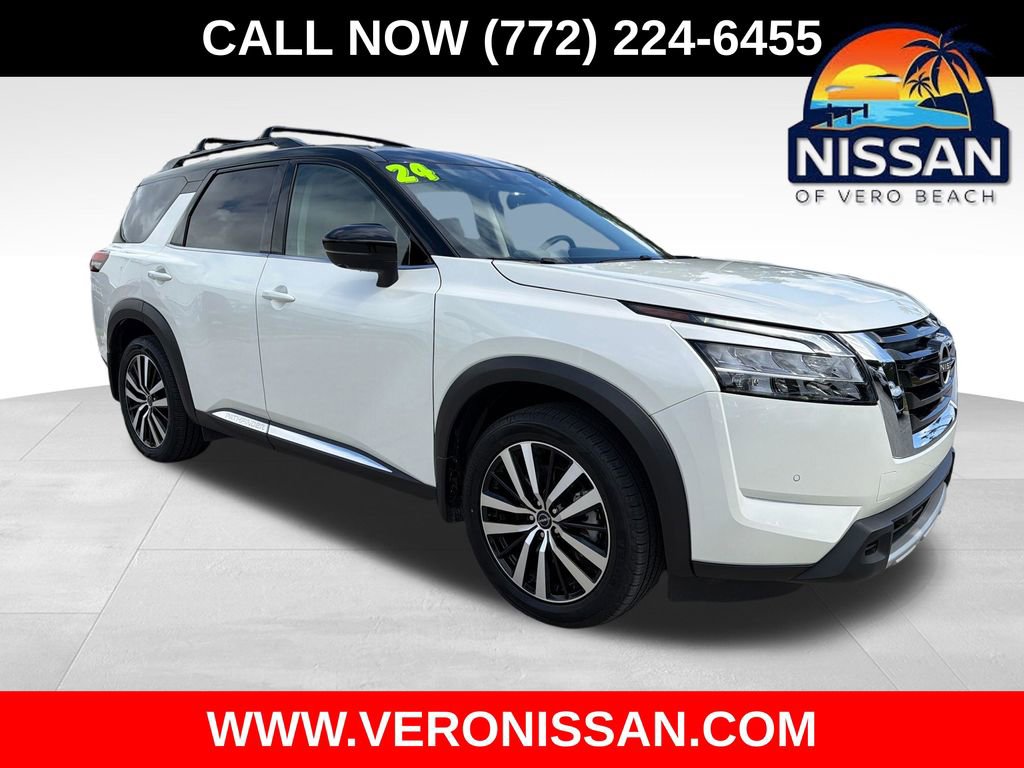 Used 2024 Nissan Pathfinder Platinum w/ Cargo Package