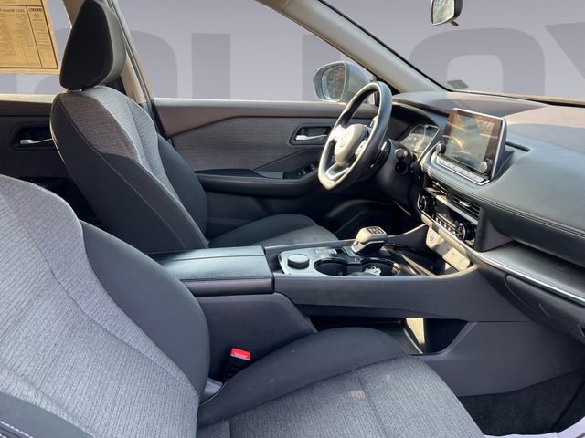 Used 2023 Nissan Rogue SV AWD/4WD image 17