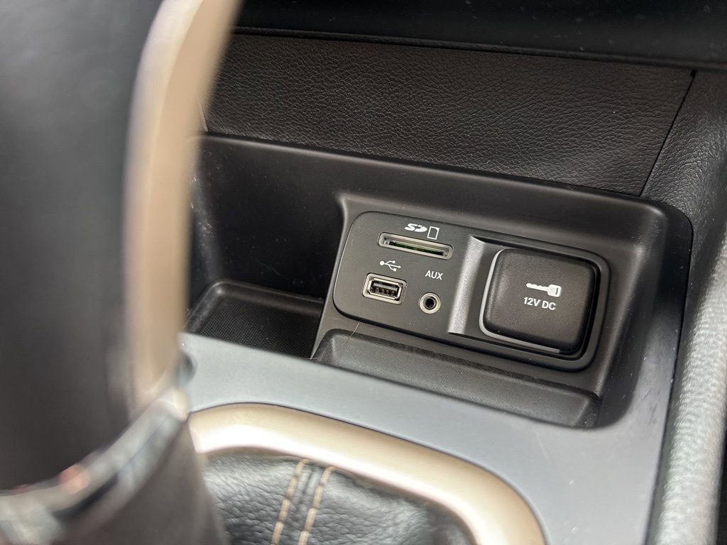 Used 2015 Jeep Cherokee Sport FWD image 15