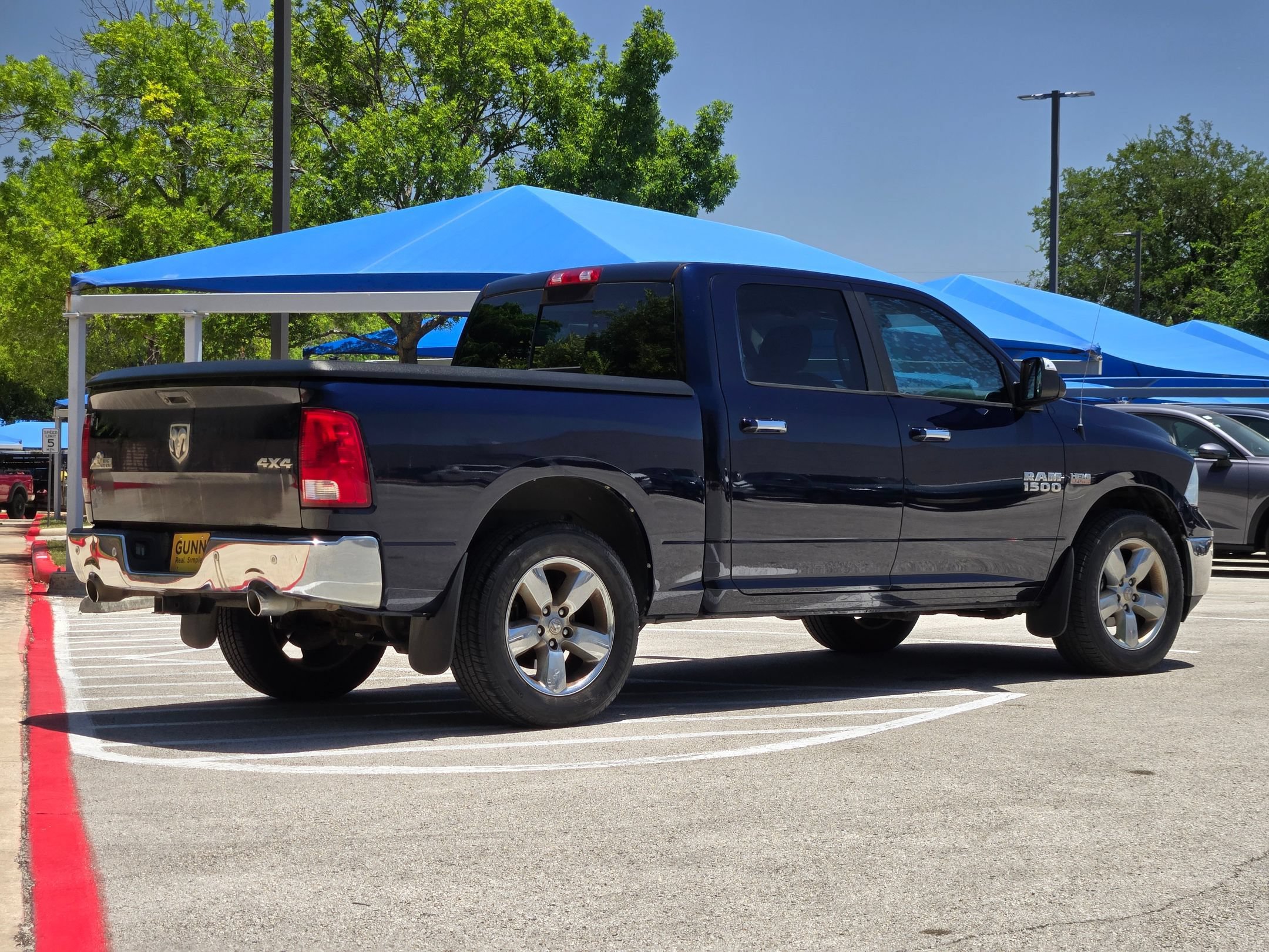 Used 2016 RAM 1500 Big Horn AWD/4WD image 3