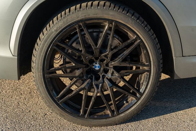 Used 2024 BMW X5 M Competition w/ Premium Package image 12