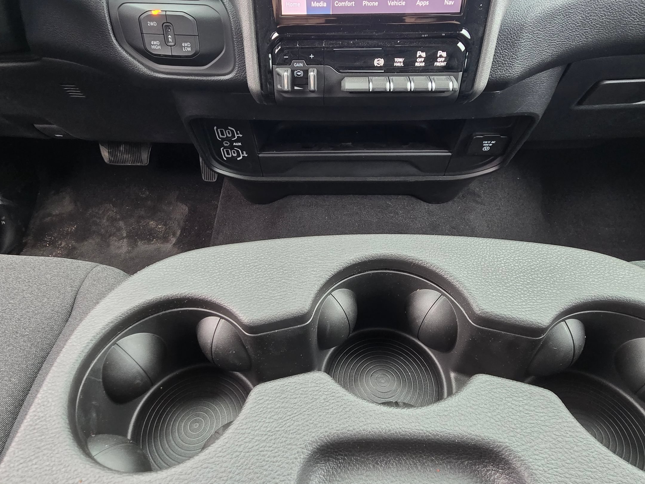 New 2026 RAM 2500 Tradesman AWD/4WD image 13