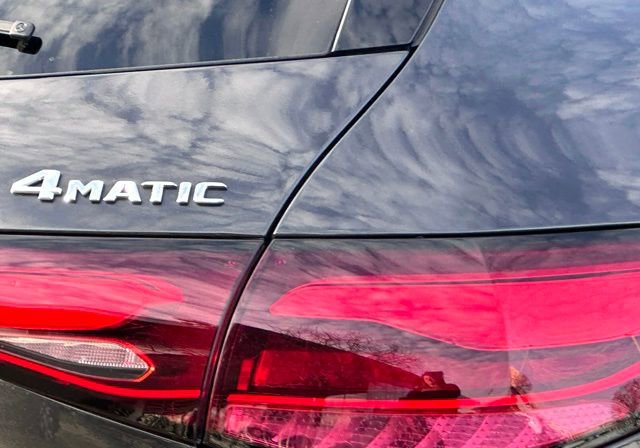 Certified 2026 Mercedes-Benz GLC 300 4MATIC image 13