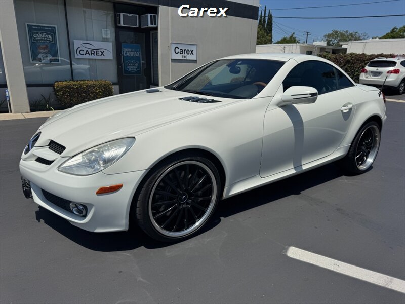 Used 2010 Mercedes-Benz SLK 350 image 10