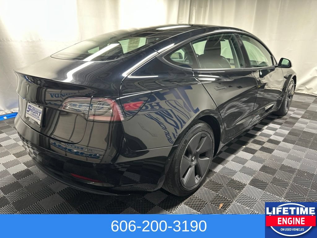 Used 2021 Tesla Model 3 Standard Range Plus RWD image 5