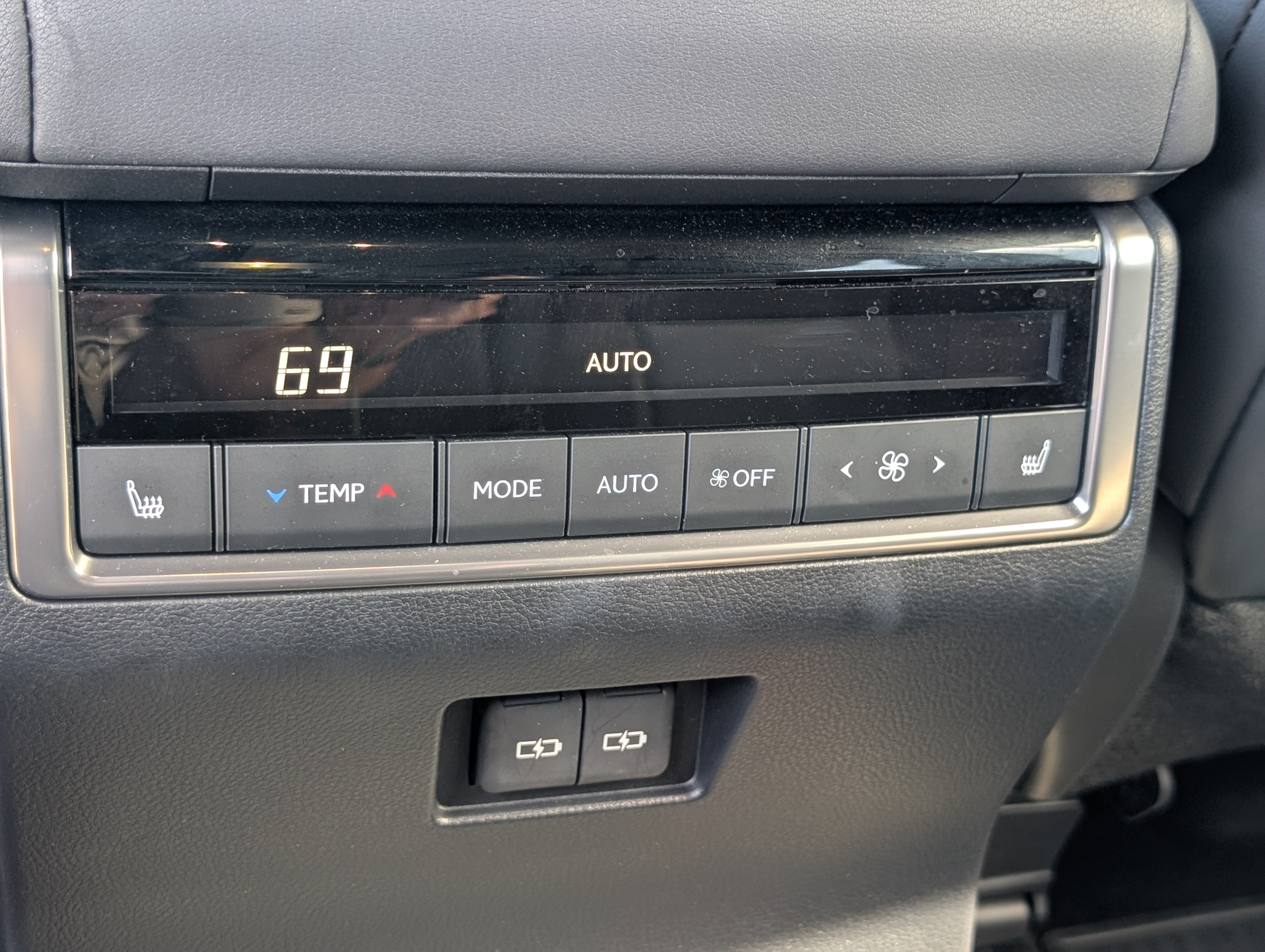 Certified 2025 Lexus GX 550 w/ Accessory Package (2T) AWD/4WD image 17