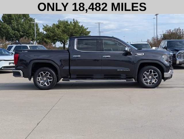 Used 2024 GMC Sierra 1500 SLT AWD/4WD image 4