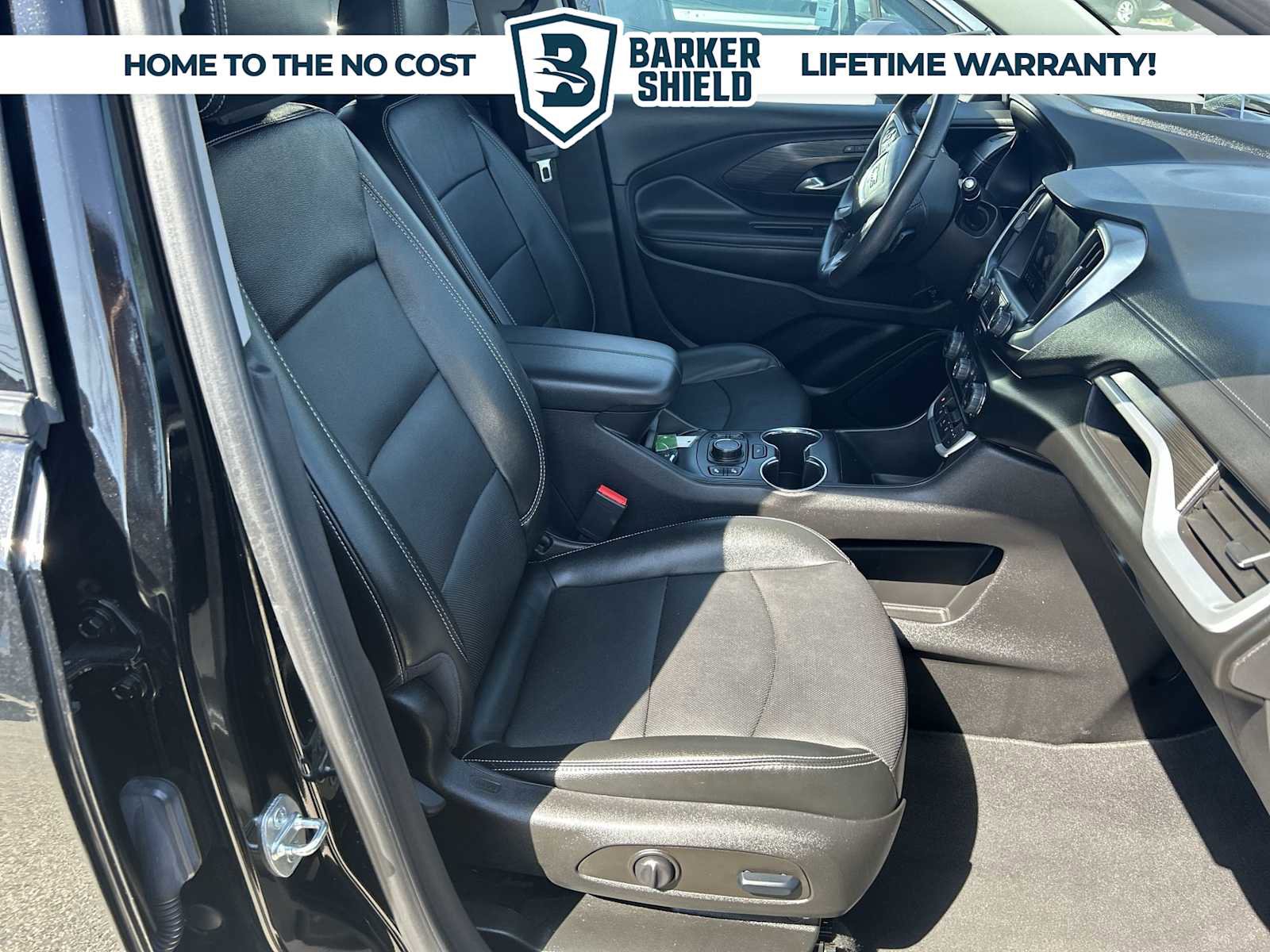 Used 2022 GMC Terrain SLT w/ Tech Package image 28
