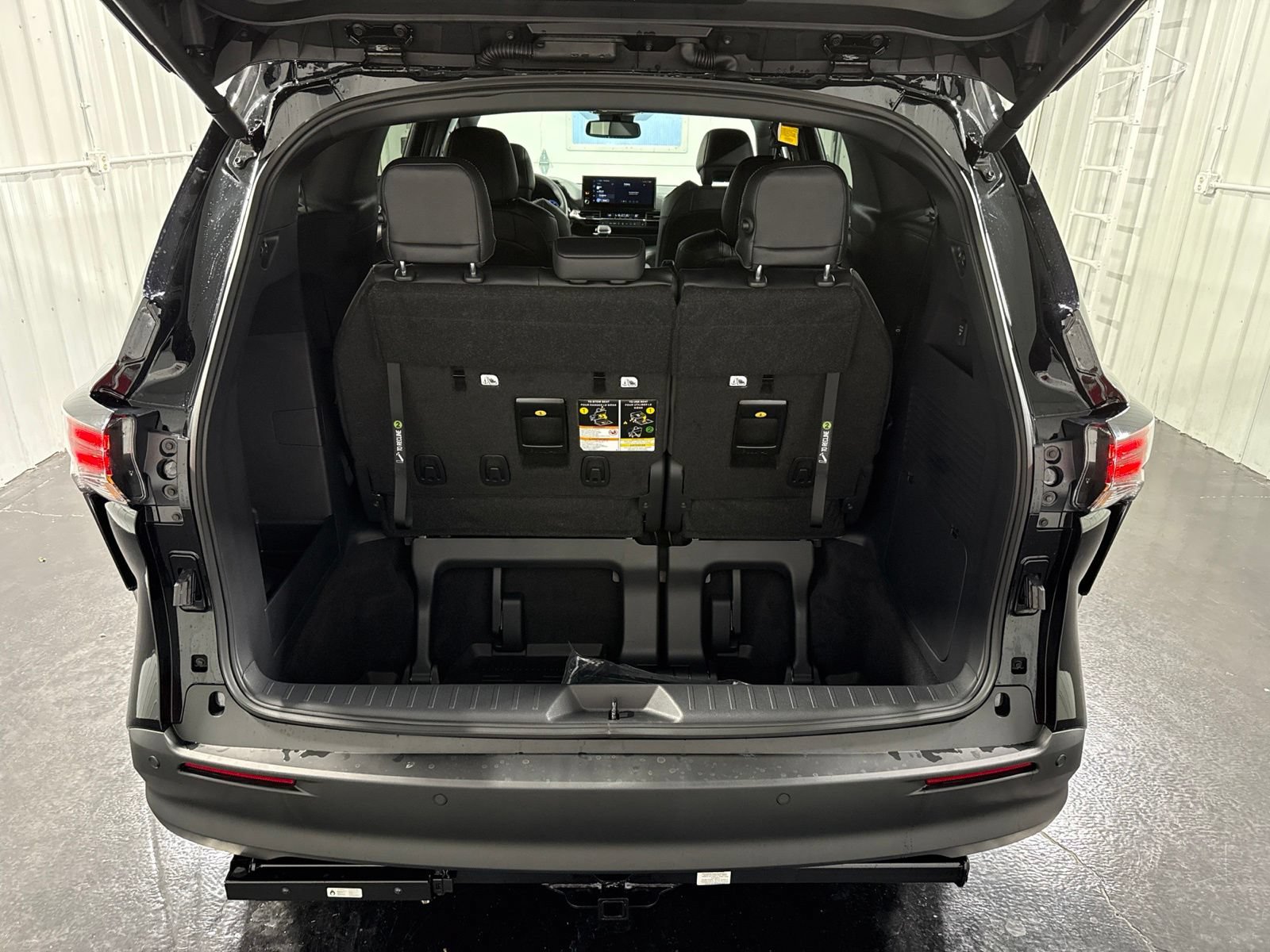 New 2026 Toyota Sienna XLE Woodland Edition AWD/4WD image 45