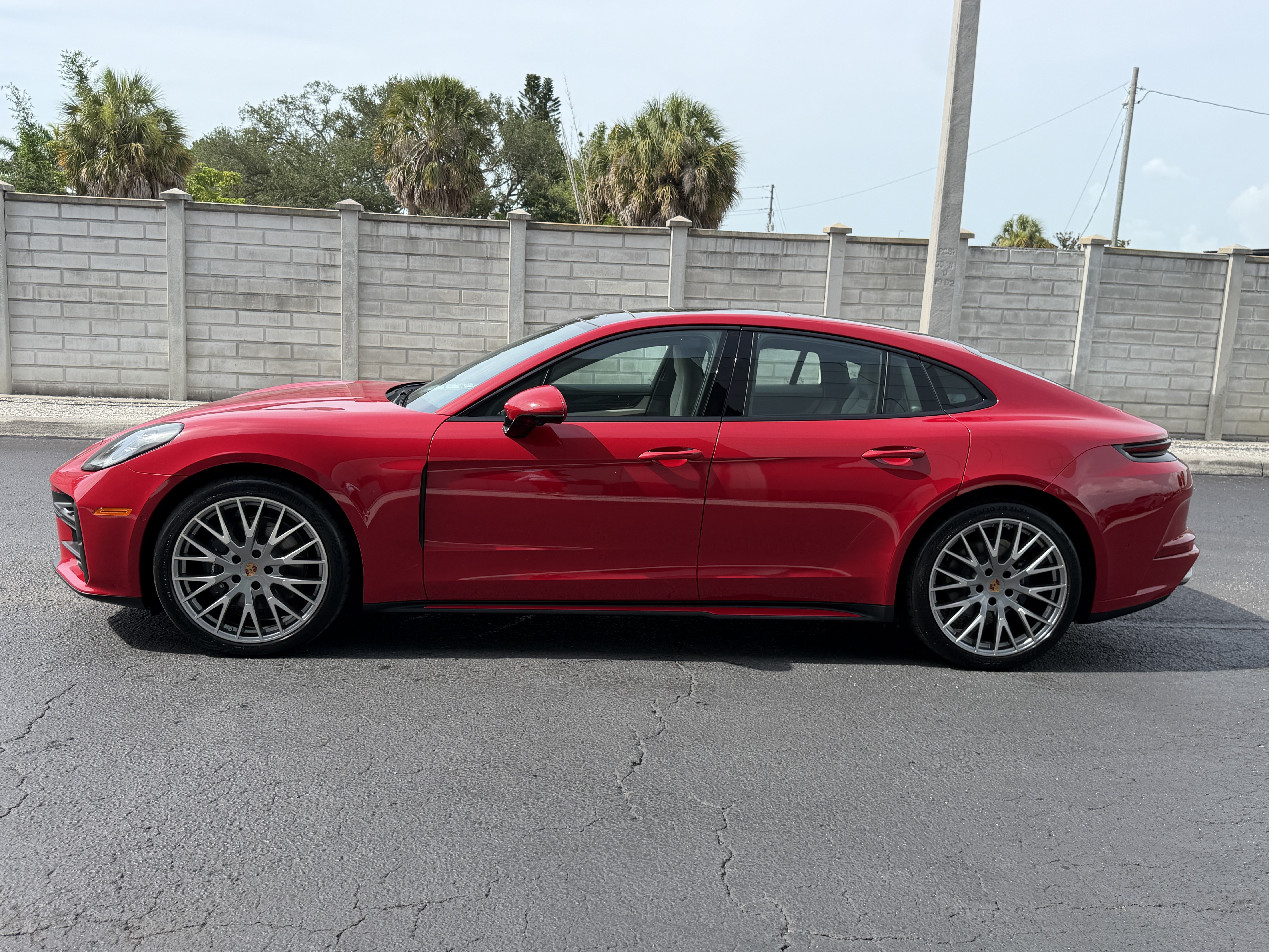 New 2026 Porsche Panamera RWD image 2