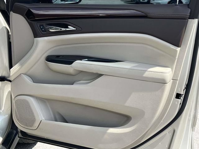Used 2013 Cadillac SRX Luxury FWD image 25