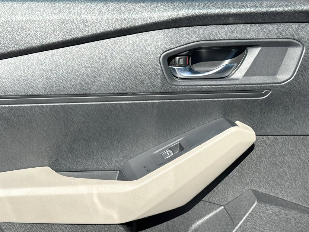 Used 2023 Honda Accord LX image 15