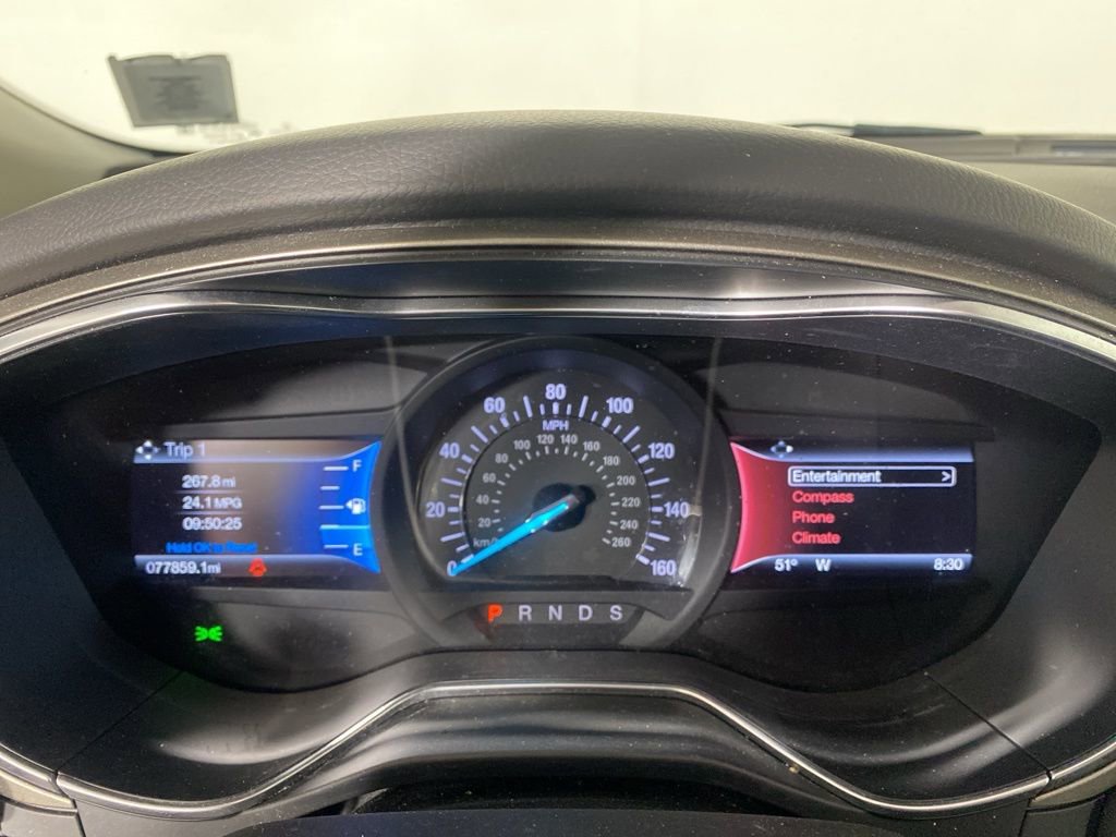 Used 2016 Ford Fusion SE w/ Equipment Group 202A image 2