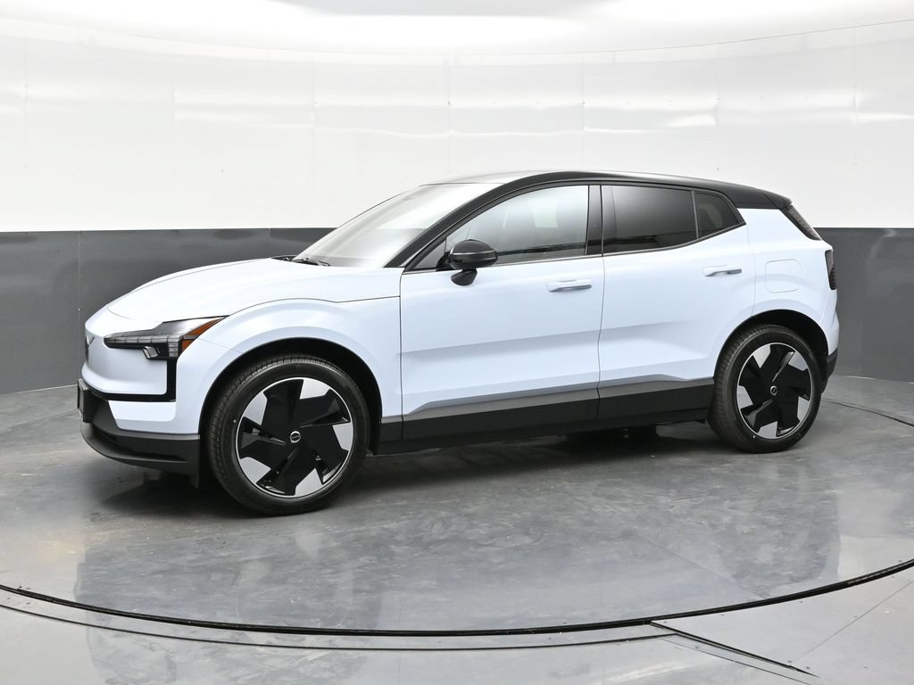 New 2026 Volvo EX30 Plus w/ Climate Package RWD image 3