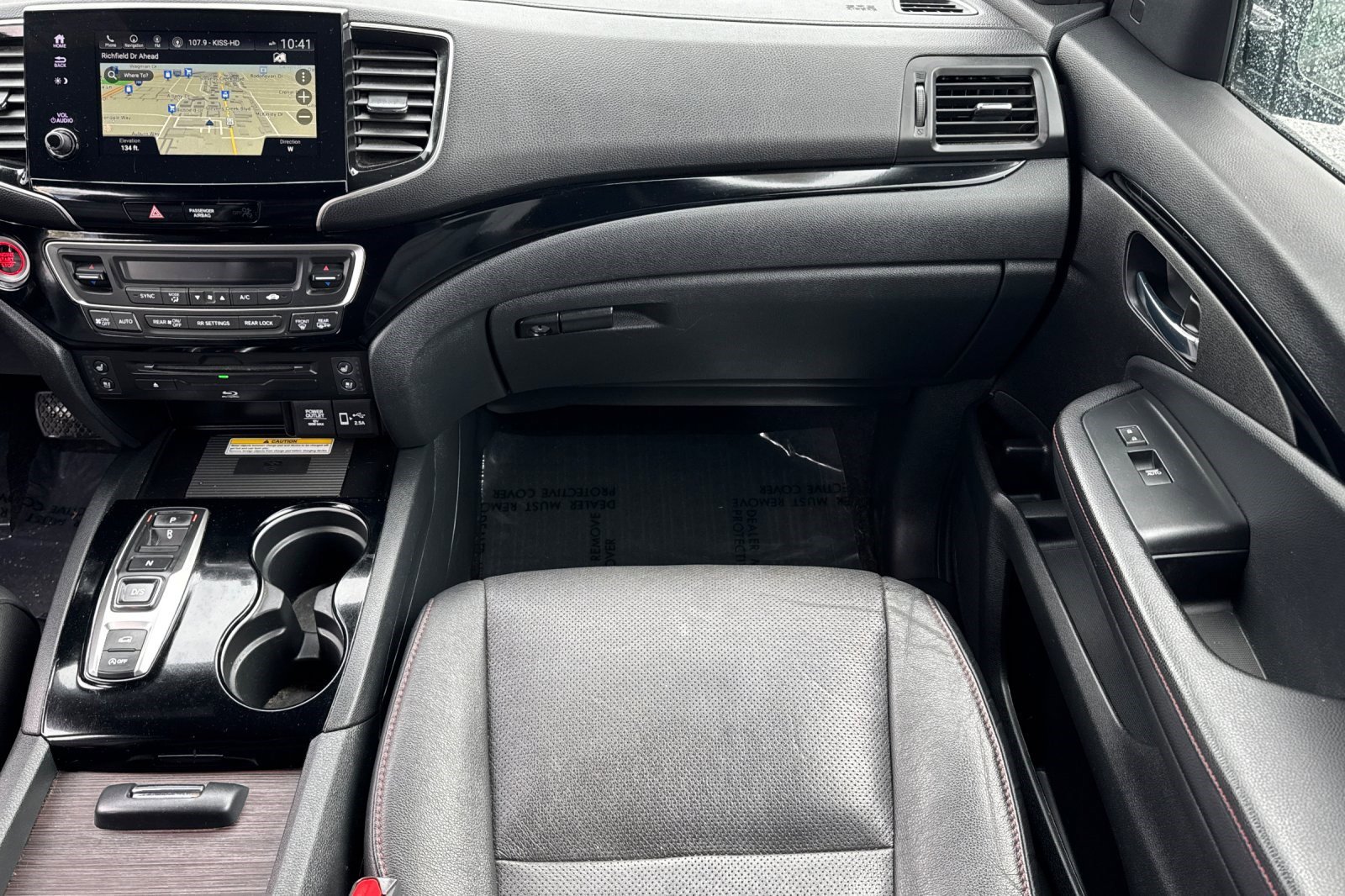 Used 2022 Honda Pilot Black Edition image 30