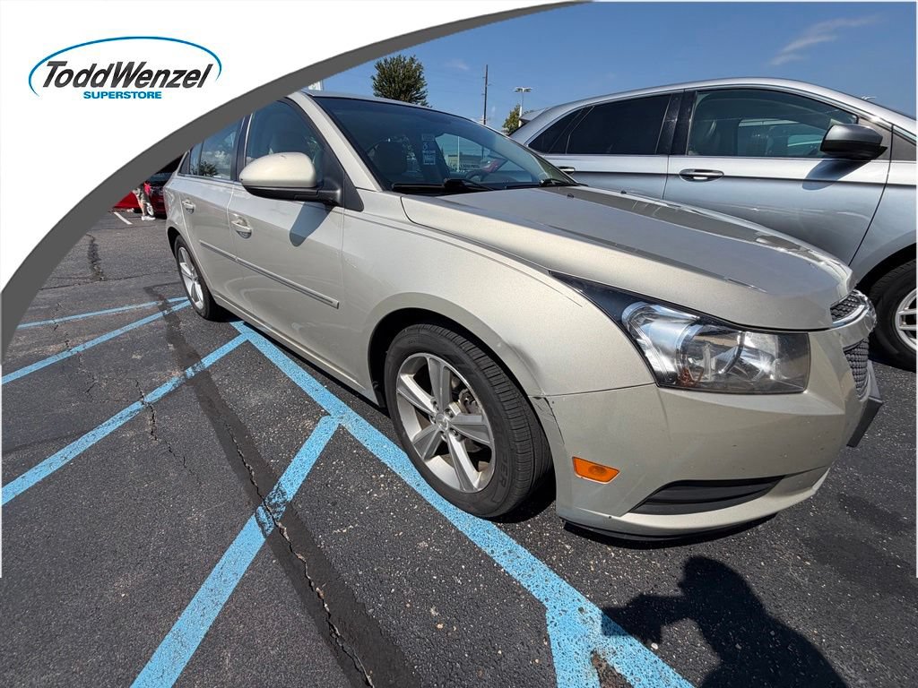 Used 2014 Chevrolet Cruze LT w/ Enhanced Safety Package FWD image 1