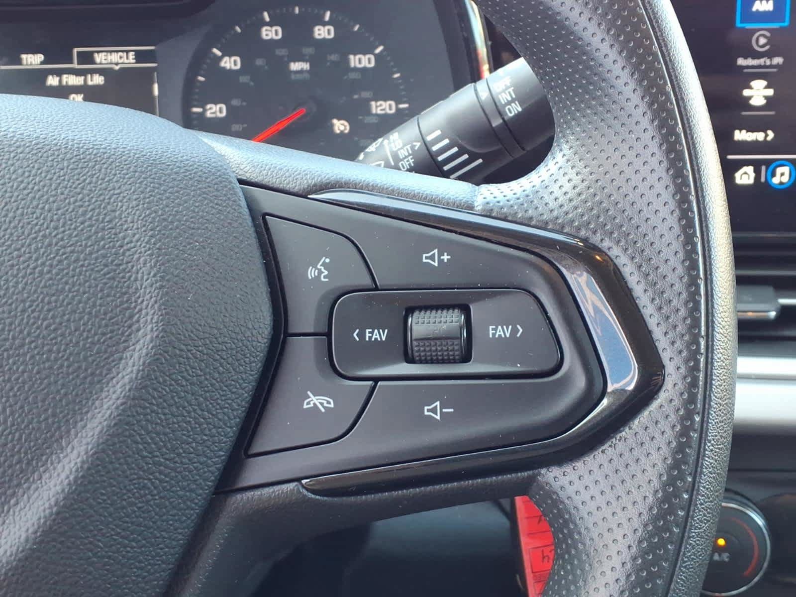 Used 2024 Chevrolet Trax LS FWD image 16