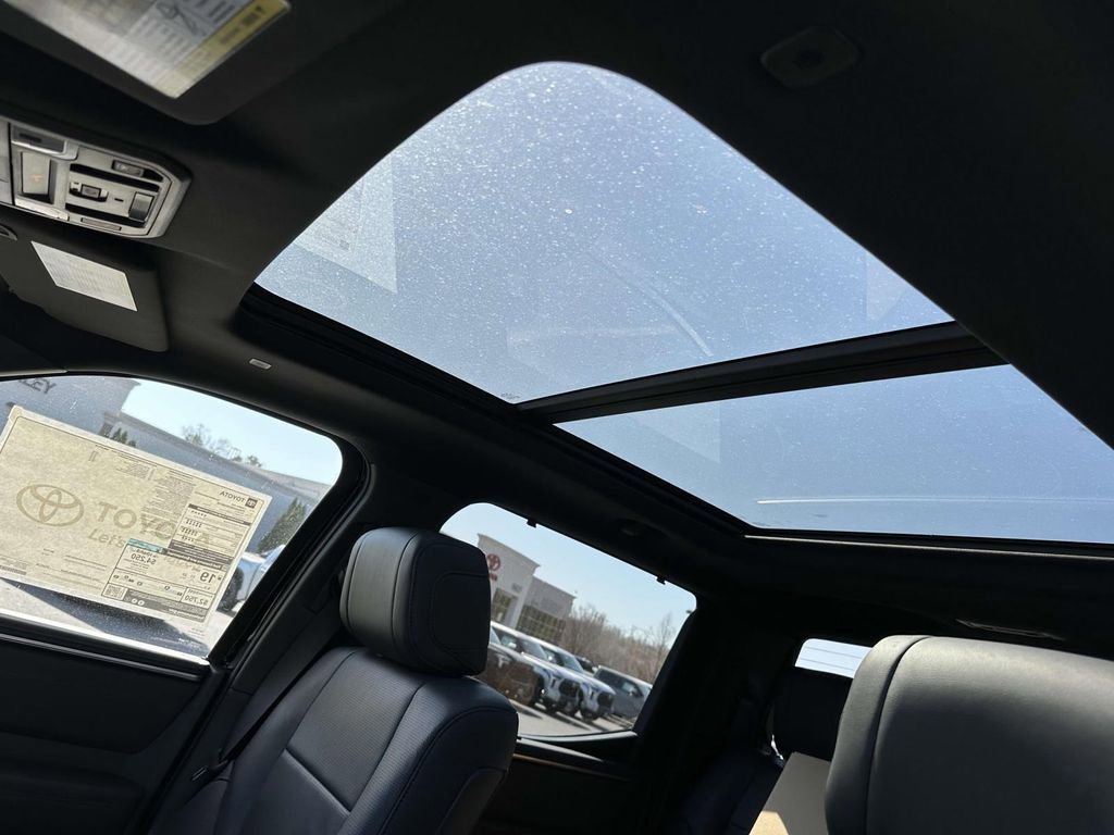 New 2025 Toyota Tundra Platinum image 18