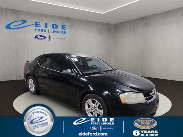 Used 2013 Dodge Avenger SE image 1