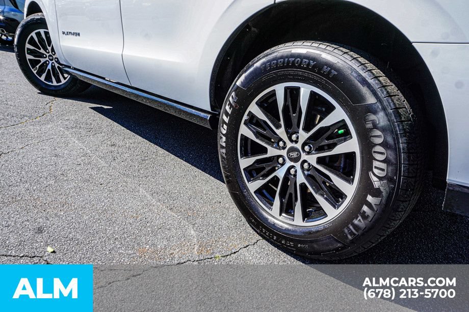 Used 2025 Ford Expedition Platinum AWD/4WD image 16