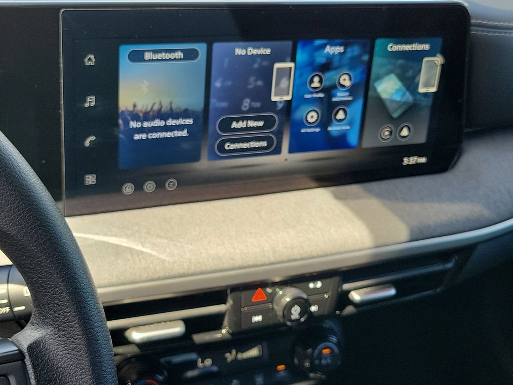 Certified 2026 Nissan Kicks SV w/ Charging Package FWD image 30