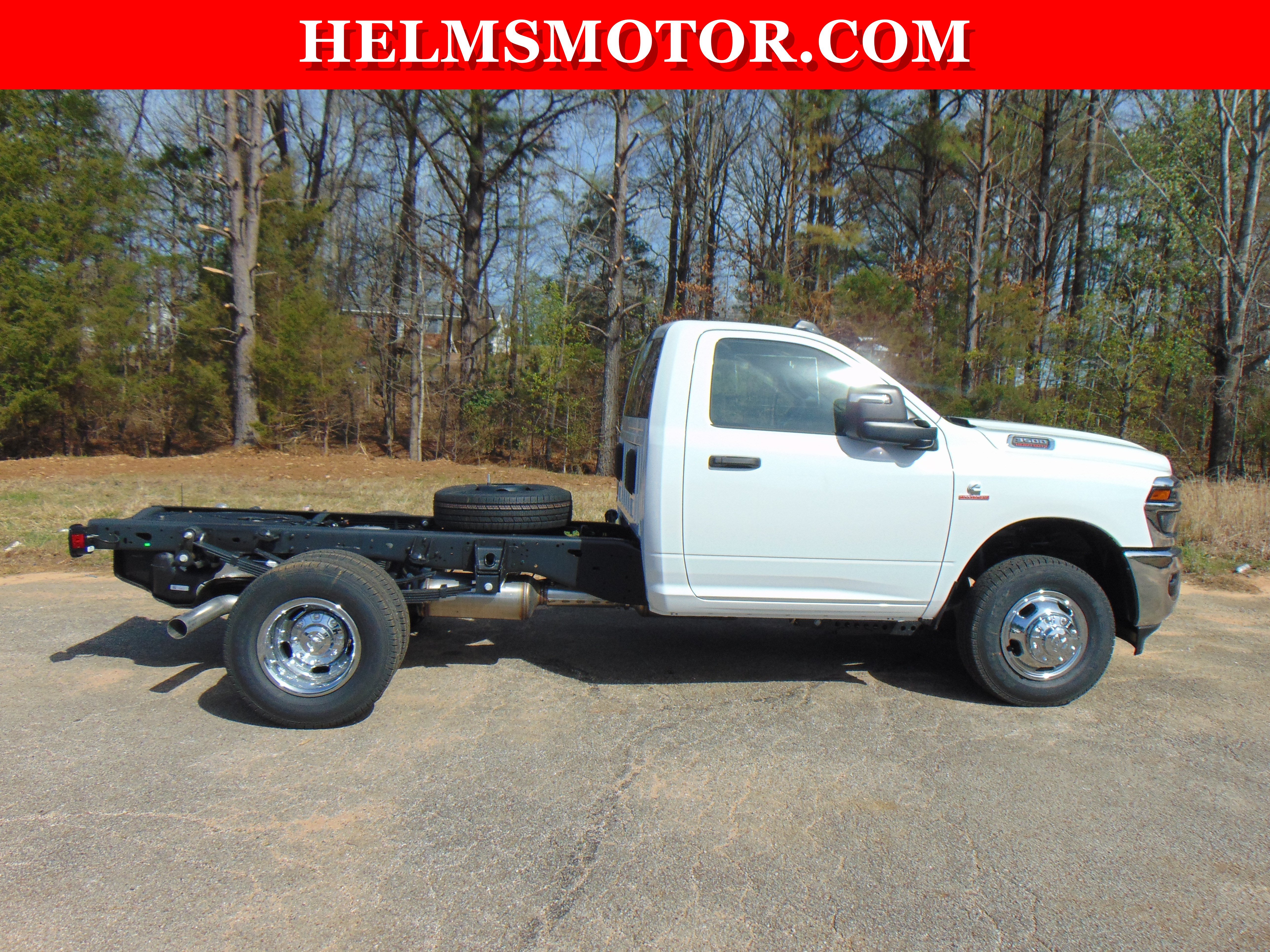 New 2026 RAM 3500 Tradesman AWD/4WD image 10