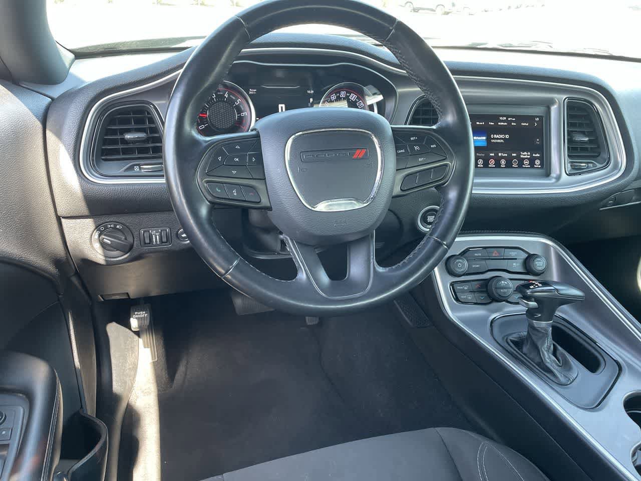 Used 2022 Dodge Challenger SXT RWD image 11